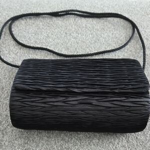 La Regale Textured Black Clutch NWOT